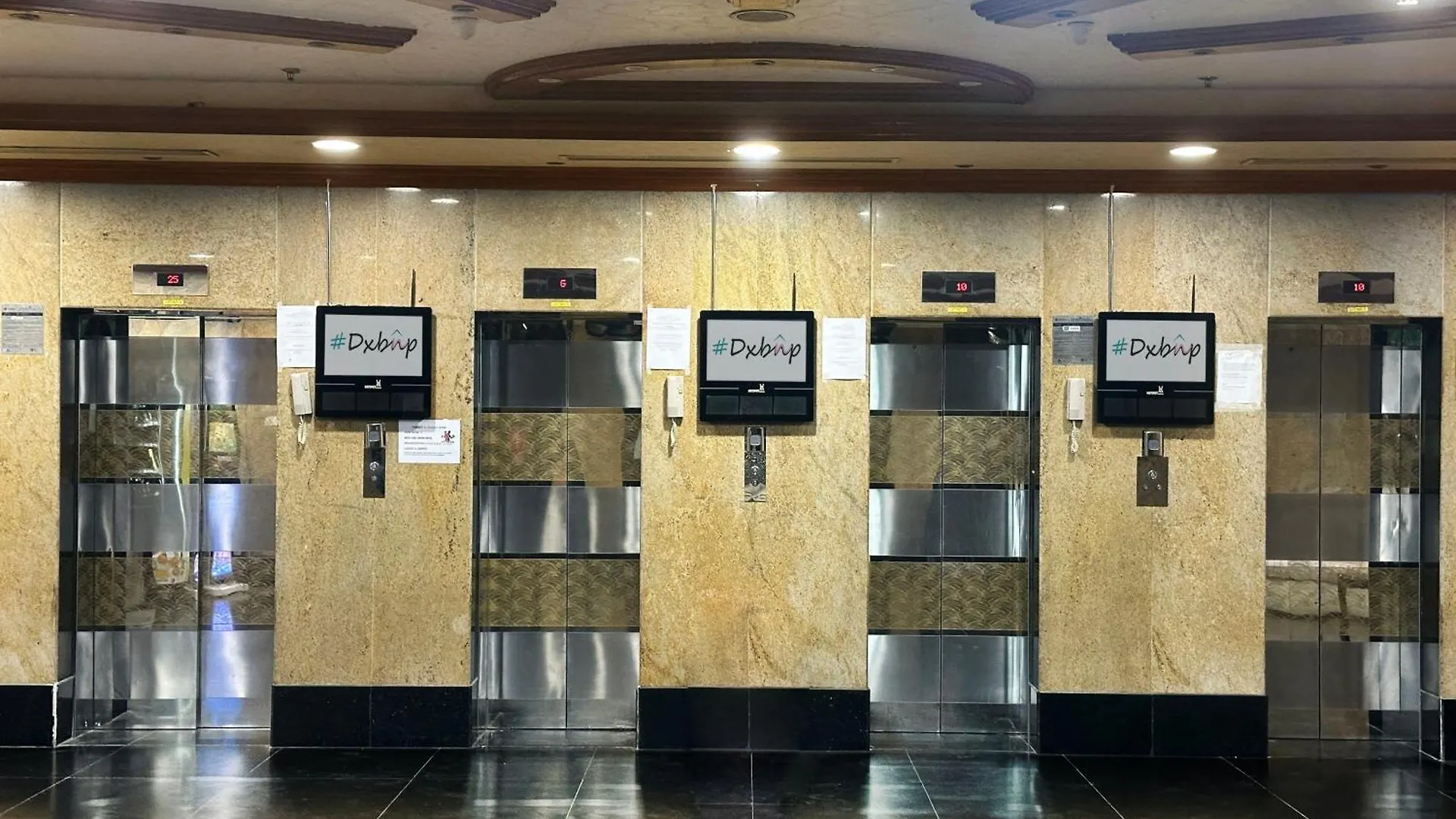 Séjour chez l'habitant Pathfinder Partition Room In Barsha Heights Tecom Dubaï Émirats arabes unis