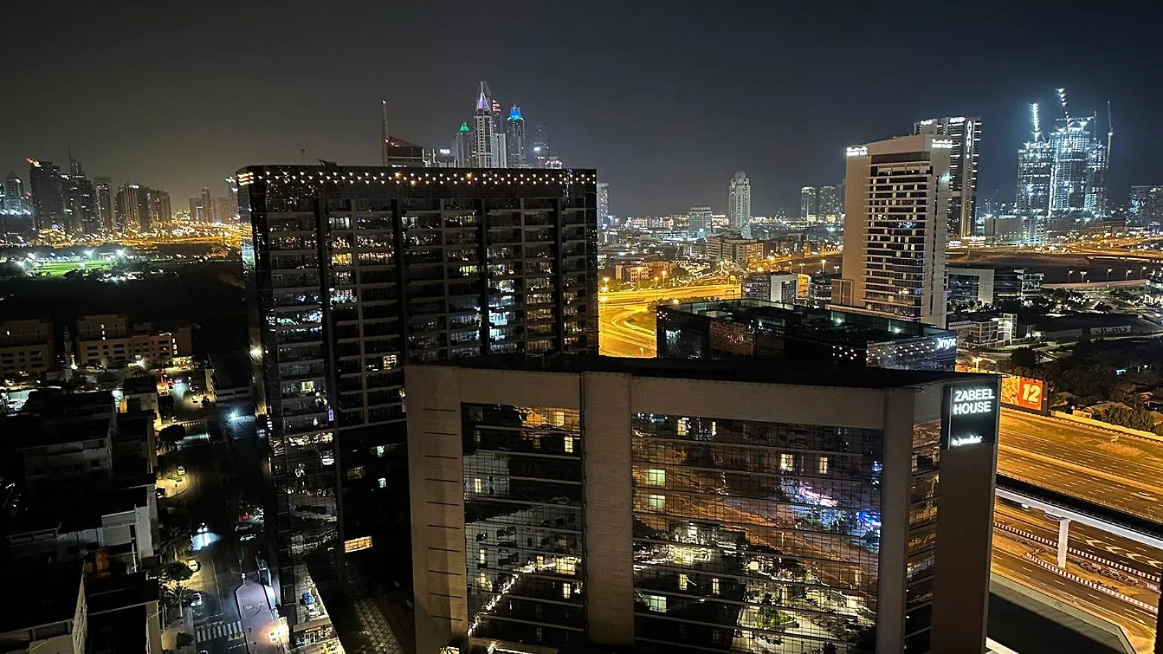 Pathfinder Partition Room In Barsha Heights Tecom دبي الإمارات العربية المتحدة